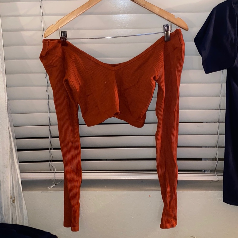 Out from under eamless long sleeve cropped